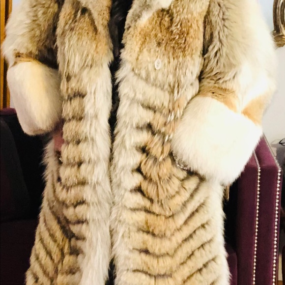 Full Length Fur Coat!  Beautiful pattern - Picture 2 of 6